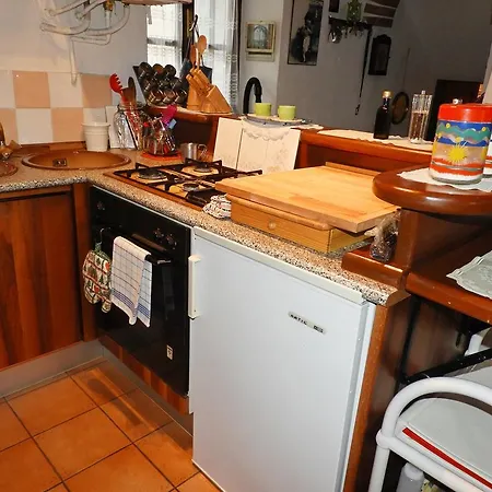 Lake View 2/3 P Apt Near Varenna בית נופש *